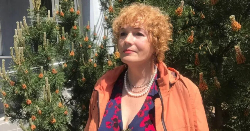 "BMW-ul din Kaliningrad: Avocata rusă care nu se lasă intimidată de Putin – „Numai o minte îngustă nu ar avea frică”" 1 povestea bmw ului din kaliningrad avocata din rusia care refuza sa cedeze in fata lui putin doar o persoana nebuna nu s ar teme 689822cf154c4