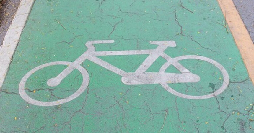 Inaugurarea primei piste pentru biciclete de pe digurile din România, în județul Bihor! 1 prima pista de biciclete pe diguri din tara a fost inaugurata in judetul bihor 68abe23596b2f