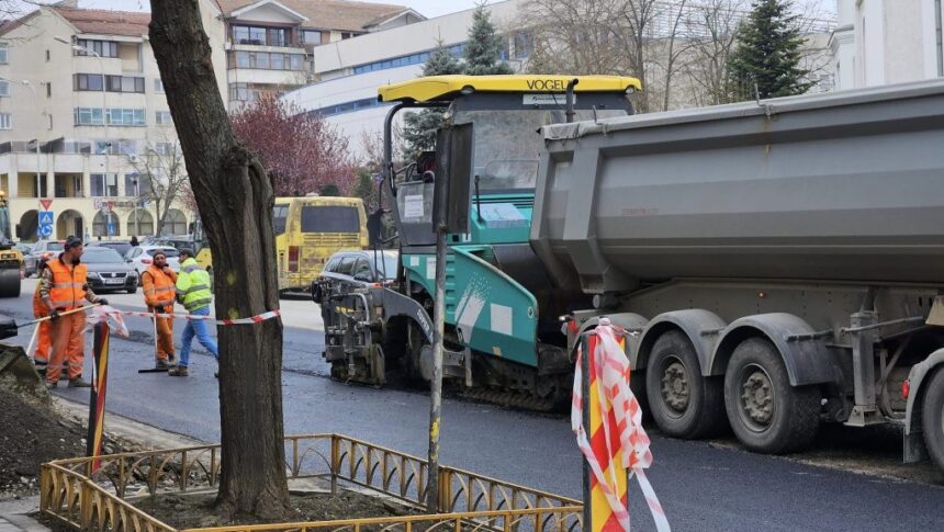 Tulcea își revitalizează străzile: Primăria a încheiat acordul pentru modernizarea zonei Est! 1 primaria tulcea a semnat contractul pentru modernizarea strazilor din zona est 68ab93000b886