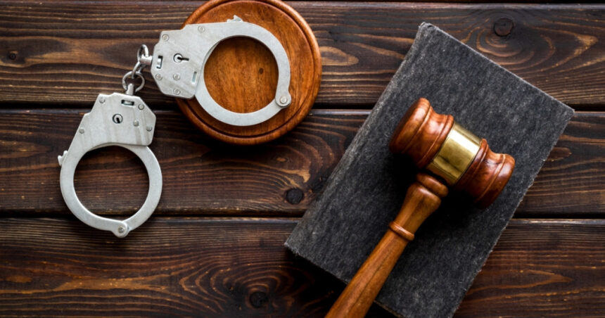 Justiția în acțiune: Procuror acuzat după încercarea de a proteja un preot implicat într-un caz de viol asupra unei minore. Ce acuzații îi sunt aduse? 1 procurorul care a incercat sa scape un preot de dosarul de viol asupra unei minore a fost trimis in judecata ce acuzatii i se aduc 688cc3ca5e2bd