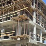 Constructorii neautorizați ar putea fi taxați suplimentar pentru abaterile lor! 3 proprietarii care construiesc fara autorizatie ar putea fi obligati sa plateasca taxe in plus 68acd9df358bd