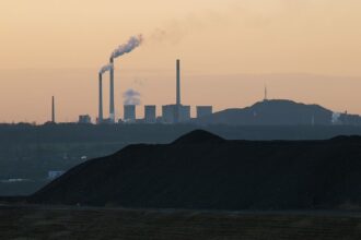 proteste ale minerilor din valea jiului pentru ca nu au primit inca salariile 68a84f0ecd75c