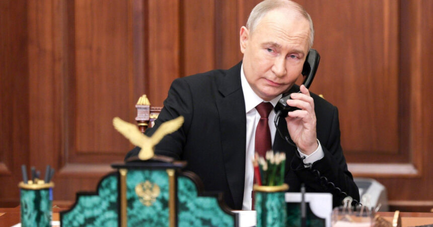 Putin își contactează susținătorii pentru a-i ține la curent cu discuțiile cu Trump: „Îi sunt recunoscător prietenului meu” 1 putin si a sunat aliatii pentru a i informa despre negocierile cu trump ii multumesc prietenului meu 68a33eef0920d