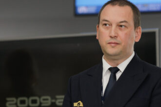 radu miruta anunta ca fiul cosmonautului dumitru prunariu se va ocupa de o companie de aviatie din subordonea ministerului economiei 68a7f148538c4