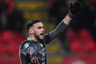 razvan sava devine titular in serie a dar italienii il critica marea problema a portarului roman 688cd3c7f40c2
