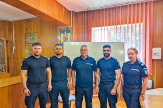 recunoastere oficiala a profesionalismului 13 jandarmi constanteni au fost avansati in grad 688cb4c3d0877