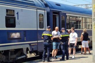 reprezentantii cfr si politistii constanteni actiuni in statiile de cale ferata au aplicat peste 100 de amenzi 689b436d92109