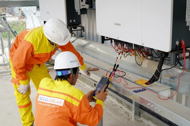 România - vânătoarea de electricieni din Asia 1 romania goana dupa electricieni asiatici 689b07599ee55