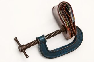 romania si ungaria cele mai slabe cresteri economice din regiune erste scade prognoza pentru 2026 689df395c9b15