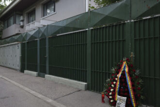 romanii ii pot aduce un ultim omagiu lui ion iliescu programul ceremoniilor stabilite de guvern in cadrul funeraliilor de stat 6892d7213cdf9