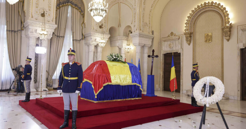 România își ia adio de la primul șef de stat după 1989. Ion Iliescu, înmormântat cu ceremonii militare. O zi de tristețe națională. 1 romanii isi iau ramas bun de la primul presedinte post decembrist ion iliescu inmormantat cu onoruri militare zi de doliu national 68944363eecad