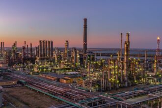 rompetrol rafinare cresteri operationale semnificative si imbunatatire a indicatorilor financiari in prima jumatate din 2025 689e0dbc5149f