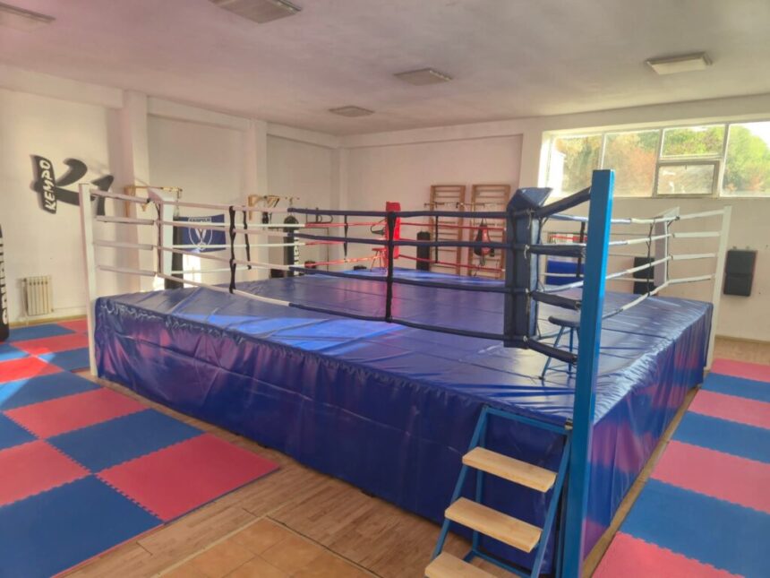 Sala de box și kempo din Cernavodă, revitalizată de administrația locală 1 sala de box si kempo din cernavoda modernizata de autoritatile locale 68b04588048aa
