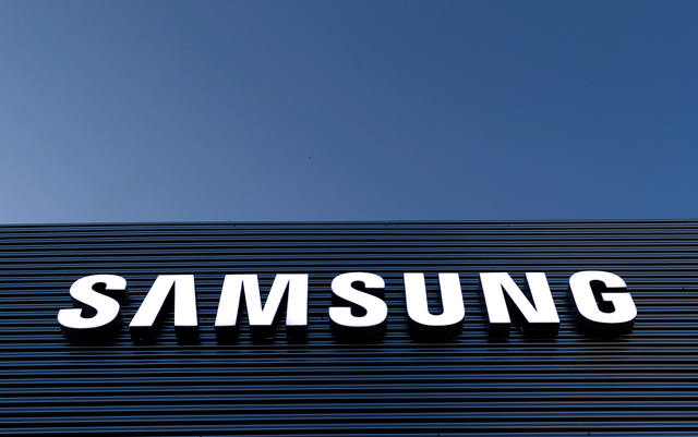 Samsung își întărește prezența pe piața americană, depășind Apple datorită popularității telefoanelor pliabile 1 samsung castiga cota de piata in sua fata de apple pe fondul succesului telefoanelor pliabile 68a2de32bcddb