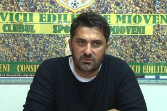 scandal in liga 2 claudiu niculescu a rabufnit la adresa arbitrului wow penalty cat casa poporului 68b2fdd5d6f12