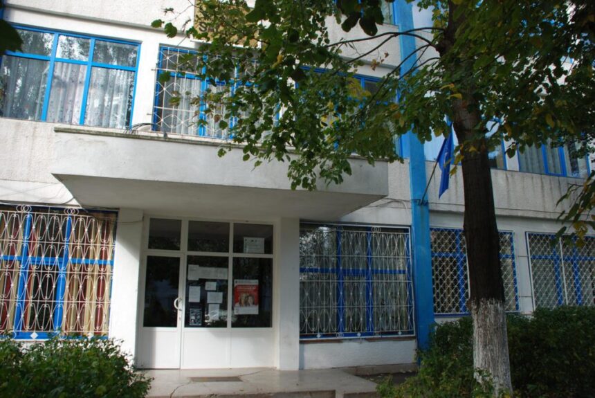 Revitalizarea termică a Școlii Gimnaziale Anghel Saligny din Constanța: Aflați care companie va beneficia de peste 6,3 milioane de lei! 1 scoala gimnaziala anghel saligny din constanta va fi reabilitata termic iata ce firma va incasa peste 63 milioane de lei 68a2e5fd2cade