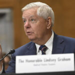 Senatorul Lindsey Graham avertizează Kremlinul: Eliberați copiii din Ucraina sau Rusia va fi catalogată drept stat terorist! 3 senatorul american lindsey graham ameninta kremlinul eliberati copiii ucraineni altfel rusia va fi desemnata stat terorist 68a77d2884f26