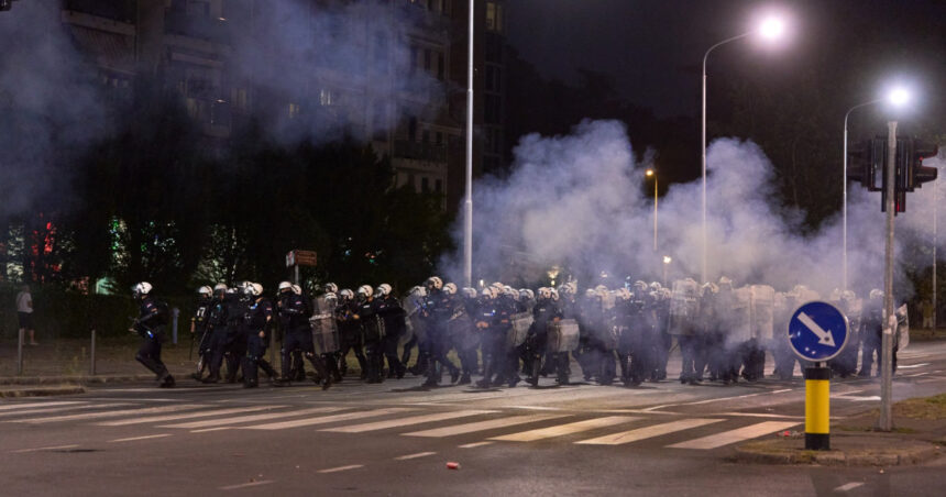 Serbia în Focul Protestelor: Sfaturi Esențiale de la MAE pentru Românii din Regiune 1 serbia zguduita de proteste masive recomandarile mae pentru romanii aflati in zona 68a5d47ed45ec