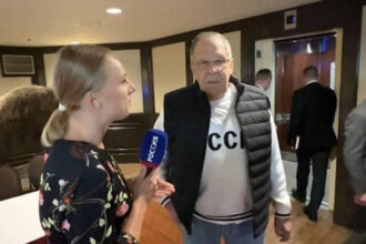 serghei lavrov spune ca marco rubio a apreciat bluza inscriptionata cu urss pe care a purtat o in alaska exista o istorie 68a490664cc90