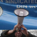 Protest al sindicaliștilor din administrația locală împotriva măsurilor fiscale: „Un atac fără precedent în ultimele 35 de decenii” 3 sindicalistii din administratia locala protesteaza de luni fata de masurile fiscale cea mai severa lovitura din ultimii 35 de ani 68b35e3372c20