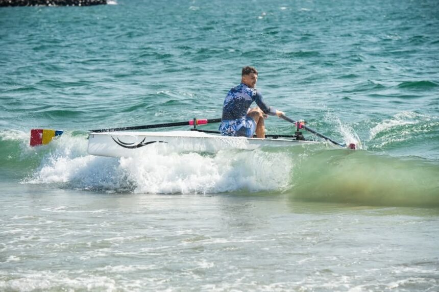 Ocean de Emoții la Campionatul Național de Canotaj pe Mare din Constanța 1 spectacol pe valuri la campionatul national de la canotaj pe mare de la constanta 68a9d1578a6ae