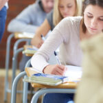Tematica examenului de Bacalaureat, sesiunea toamnă 2025: Studenții își testează astăzi cunoștințele la proba opțională a profilului și specializării. 3 subiecte bac sesiunea de toamna 2025 elevii sustin astazi proba la alegere a profilului si specializarii 689c567a6de0b