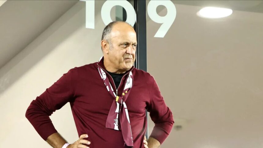 Conflict pe teren: Rapid și FCSB, sancționate sever de autorități! 1 sucu si becali fierb rapid si fcsb amendate drastic 68af1e57b9b54