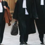 Ești parte dintr-o companie aflată în dificultate financiară? Iată recomandările specialiștilor legali pentru a-ți proteja drepturile esențiale! 2 sunteti angajat la o firma intrata in insolventa iata ce va sfatuiesc avocatii pentru a va putea pastra drepturile prioritare 6899412a622bc