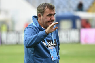 surpriza la debutul ligii a v a gica hagi da lovitura de start la sacele 68b40ff95bcde