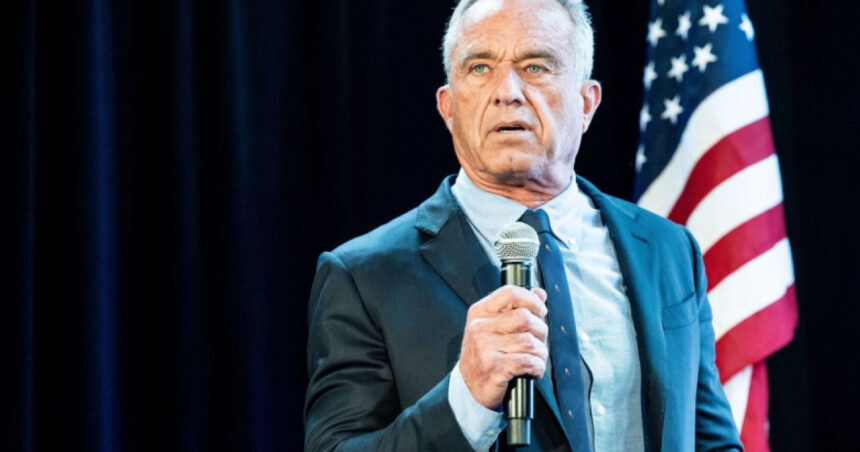 sute de angajati ai agentiilor sanitare ii cer lui kennedy jr ministrul sanatatii sa nu mai dezinformeze in legatura cu vaccinurile 68a61a33dc721