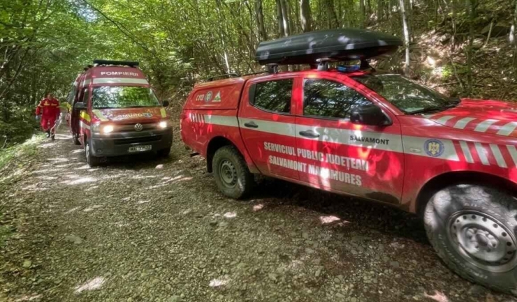 Povestea incredibilă a unui tânăr ucrainean, recuperat de salvamontiști după patru nopți în sălbăticia Munților Maramureșului 1 tanar ucrainean salvat de salvamontisti dupa patru nopti petrecute in muntii maramuresului 689f41dd8d3a2