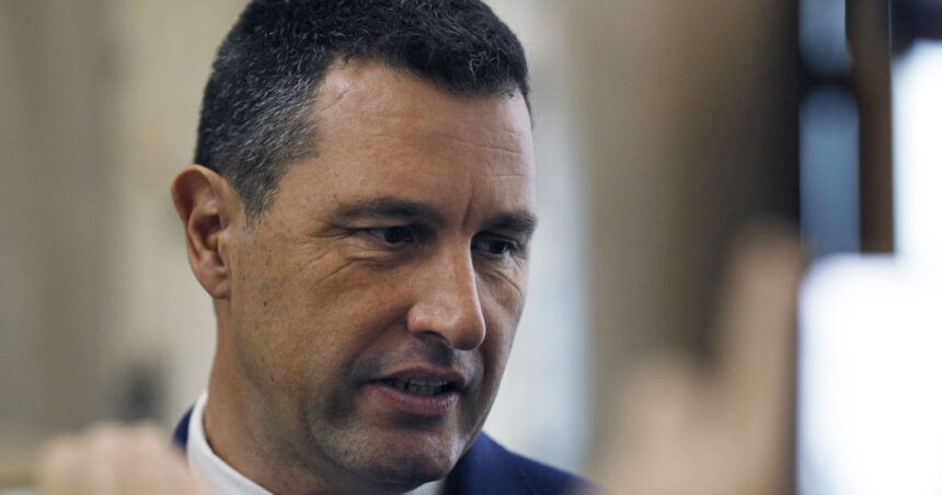 Tanczos Barna: Ministerul Mediului dispune de 2 miliarde de euro prin PNRR, dar „1,7 miliarde s-au evaporat” 1 tanczos barna ministerul mediului mai are 2 miliarde de euro disponibile prin pnrr 17 miliarde s au dus pe apa sambetei 6895d4933cebc