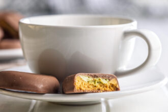 tara europeana care elimina taxele pe cafea ciocolata si carti pentru a veni in spirjinul cetatenilor 68a8857552de0