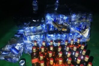 tigari si bauturi alcoolice ascunse pe o nava descoperite de politistii de frontiera 6899cb61f2120
