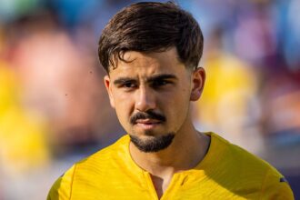 tony strata titularul romaniei de la euro u21 a prins un transfer spectaculos dupa falimentul lui ajaccio 68af10402b185