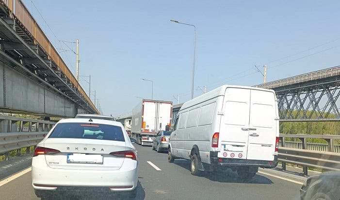 Ambuteiaje pe marile bulevarde din Constanța: Sfaturi utile de la forțele de ordine 1 trafic aglomerat pe principalele artere din judetul constanta recomandari din partea politistilor 68a1b7dac7a7b