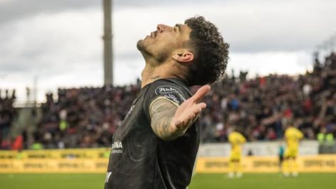 Florinel Coman în negocieri pentru un transfer de marcă în Bundesliga! 1 transfer de top pentru florinel coman negociaza cu un club din bundesliga 688f382683b29