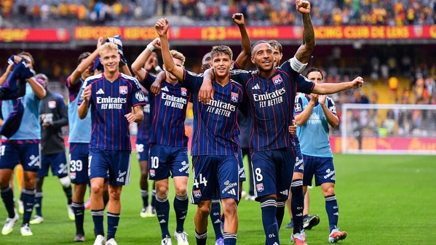 Lyon își consolidează dominația în Ligue 1 după transferurile surpriză din această vară! 1 transferurile fortate facute de lyon in aceasta vara au dus echipa in pozitia de lider in ligue 1 68ad8d8fe1847
