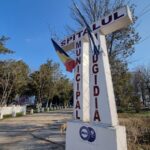 Poveste tumultuoasă de iubire: bărbat atacat în Urgențe, mașină distrusă și amenințări sinistre prin telefon 2 triunghi amoros cu tradari si final violent barbat agresat in urgente mercedes vandalizat si amenintari transmise prin telefon 689545964ca4f