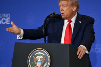 trump nou mesaj inaintea intalnirii cu zelenski stiu exact ce fac am rezolvat 6 razboaie in 6 luni n am nevoie de sfaturi 68a349d6bd353