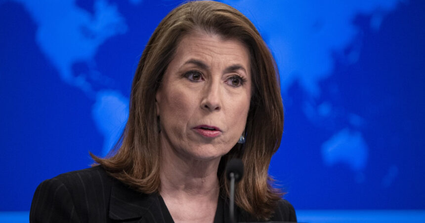 Trump o numește pe Tammy Bruce, activistă feministă și lesbiană asumată, ambasador al Statelor Unite la ONU. Descoperă cine este ea! 1 trump numeste o activista feminista si lesbiana asumata ambasador sua la onu cine este tammy bruce 68988195596a8