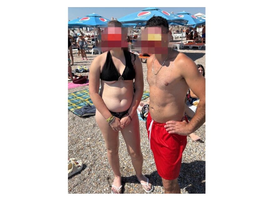 Operatiune de salvare pe plaja Roxi: Valurile capricioase pun turiștii în pericol, iar salvamarii sunt în alertă! 1 turisti salvati in ultimul moment pe plaja roxi valurile sunt inselatoare atrag atentia salvamarii 688e2ce17040c