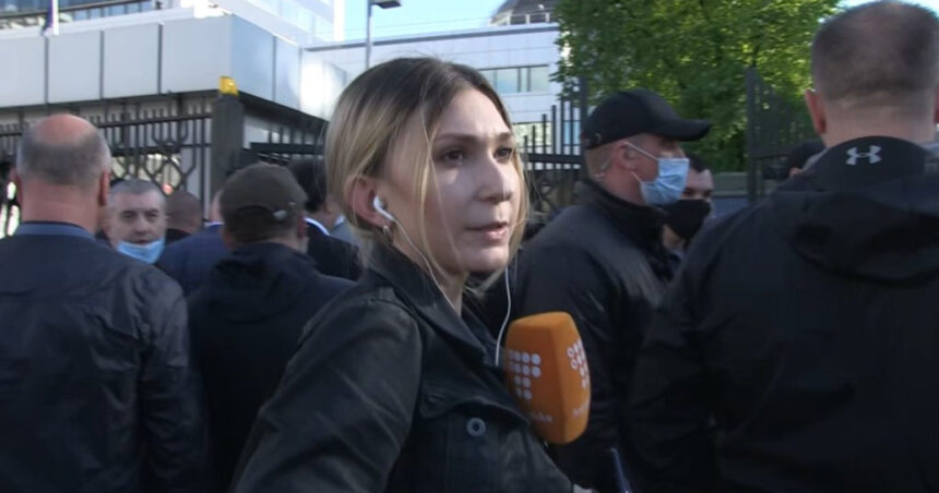 Ucraina îl acuză pe un oficial rus pentru tortura și decesul jurnalistei Viktoria Roșcina, în absența acestuia. 1 ucraina pune sub acuzare in lipsa un oficial rus pentru tortura si moartea jurnalistei viktoria roscina 68948d29ac0e3