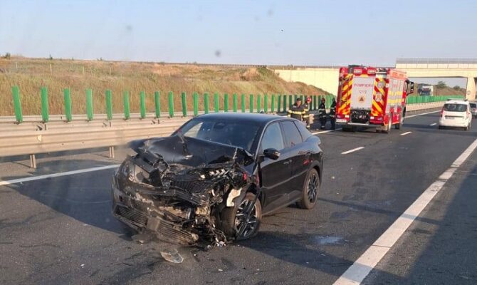 Accident spectaculos pe Autostrada Soarelui: Un vehicul a lovit parapetul la ieșirea din Cernavodă! 1 un autoturism s a izbit de parapete pe autostrada soarelui la iesire din cernavoda 68ac1ce5074ad