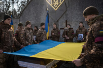 un dezertor rus marturiseste cum au fost ucisi cinci soldati ucraineni capturati au fost dezbracati ingenunchiati s a tras la cap 68a9d9d04c537