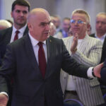 Un primar PNL își declară intenția de a „contesta deciziile lui Bolojan” privind suspendarea fondurilor din programul Saligny: „Sunt pregătit să mă impun în fața oricui!” 2 un primar pnl ameninta ca se va lupta cu bolojan pe tema suspendarilor fondurilor din programul saligny merg la razboi cu oricine 689e33ac95c31