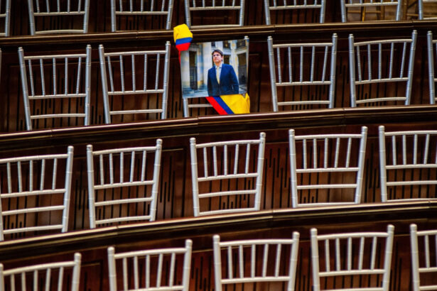 un senator care ar fi putut candida la alegerile prezidentiale din 2026 din columbia a murit dupa ce a fost impuscat in cap 6899e4b75c120