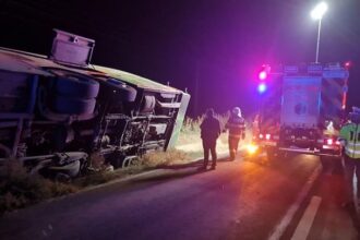 un tir s a rasturnat intre constanta si tulcea 68aeae4becdc3