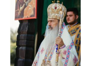 unde va sluji arhiepiscopul tomisului ips teodosie maine si de ziua marinei 689cc489135da