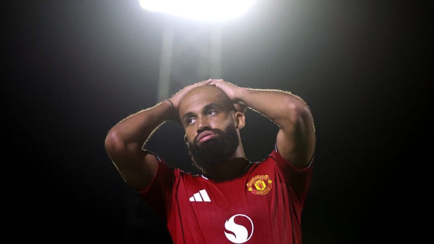 United, umiliți în Cupa Ligii: o desfășurare incredibilă cu un final dezamăgitor! 1 united de rasul curcilor rezultat tragic in cupa ligii dupa un meci demential 68af80ce293e8